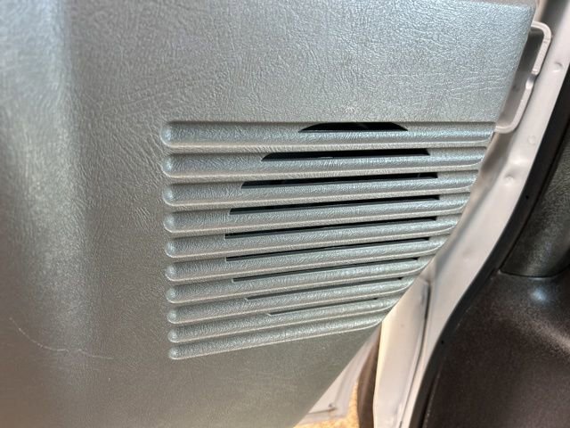 New 2025 Chevrolet Express 3500 w/ Power Convenience Package image 14
