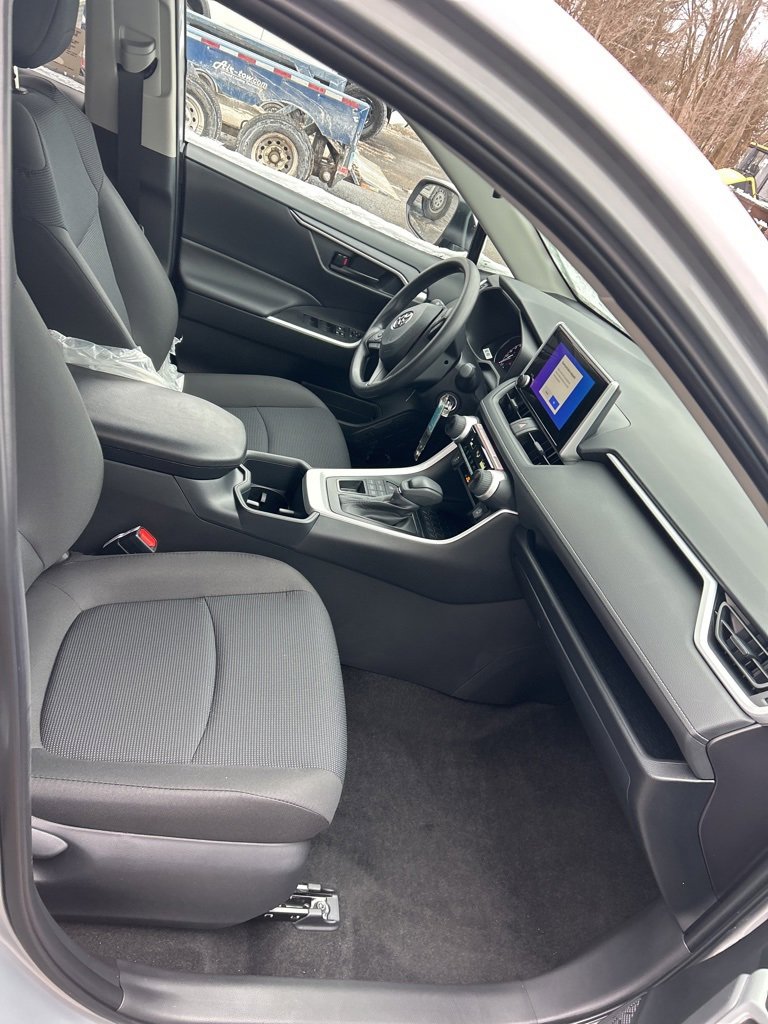 New 2025 Toyota RAV4 LE image 10