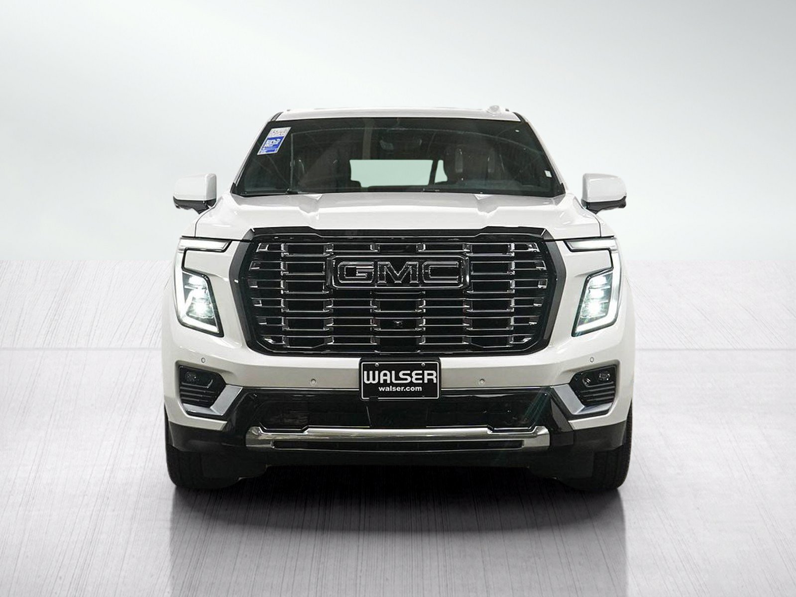 Used 2025 GMC Yukon Denali Ultimate AWD/4WD image 8