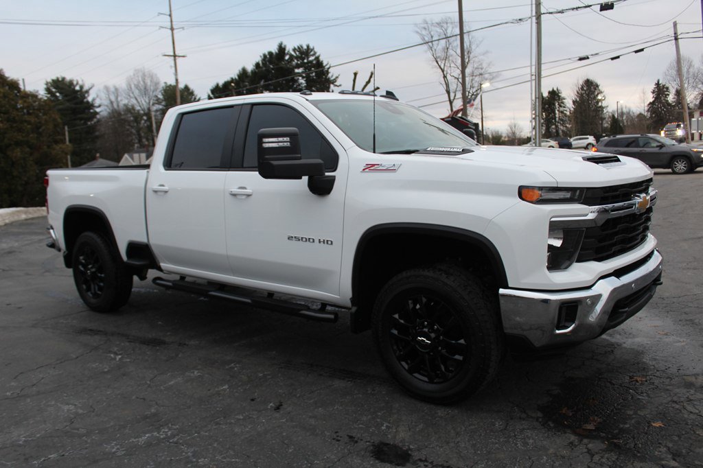 Used 2025 Chevrolet Silverado 2500 LT w/ All Star Edition image 9