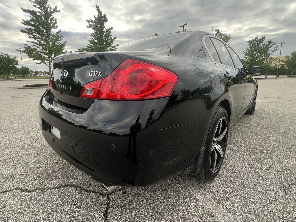 Used 2011 INFINITI G37 x Sedan w/ Premium Pkg AWD/4WD image 5