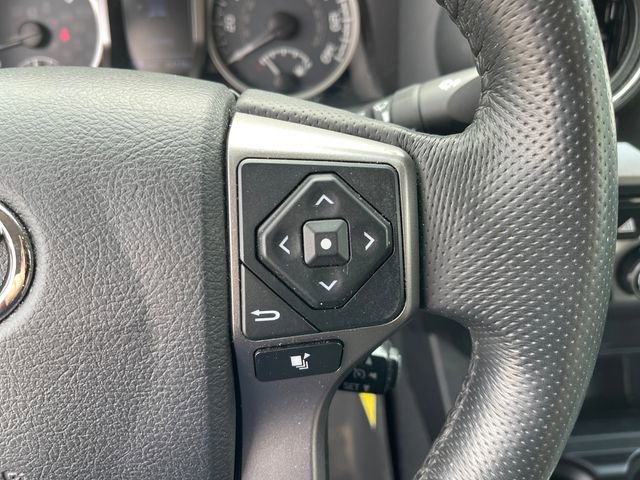 Used 2016 Toyota Tacoma SR5 image 30
