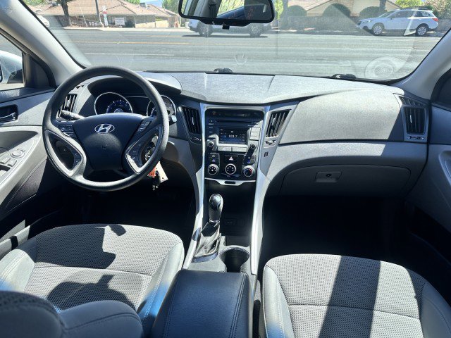 Used 2014 Hyundai Sonata GLS w/ Popular Equipment Group 2 FWD image 17