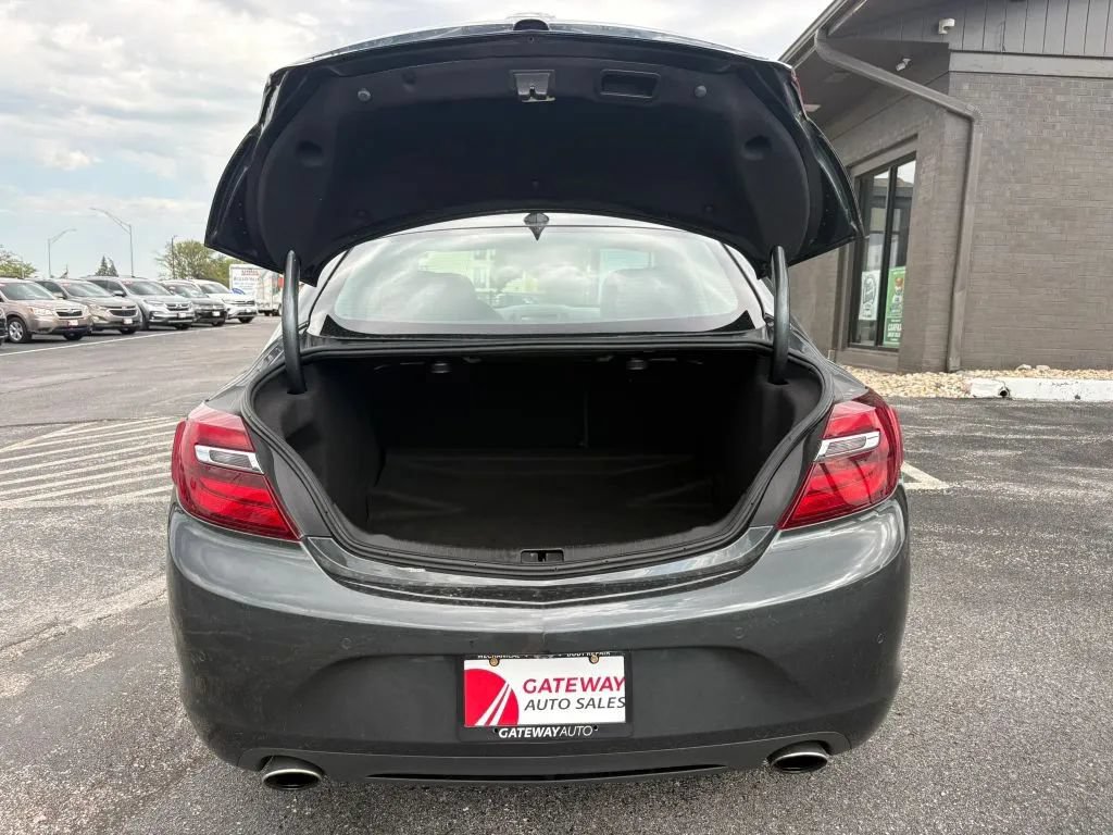 Used 2017 Buick Regal Premium w/ Driver Confidence Package #1 AWD/4WD image 10