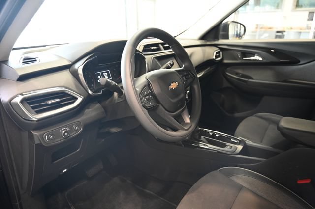 Used 2023 Chevrolet TrailBlazer LT FWD image 21