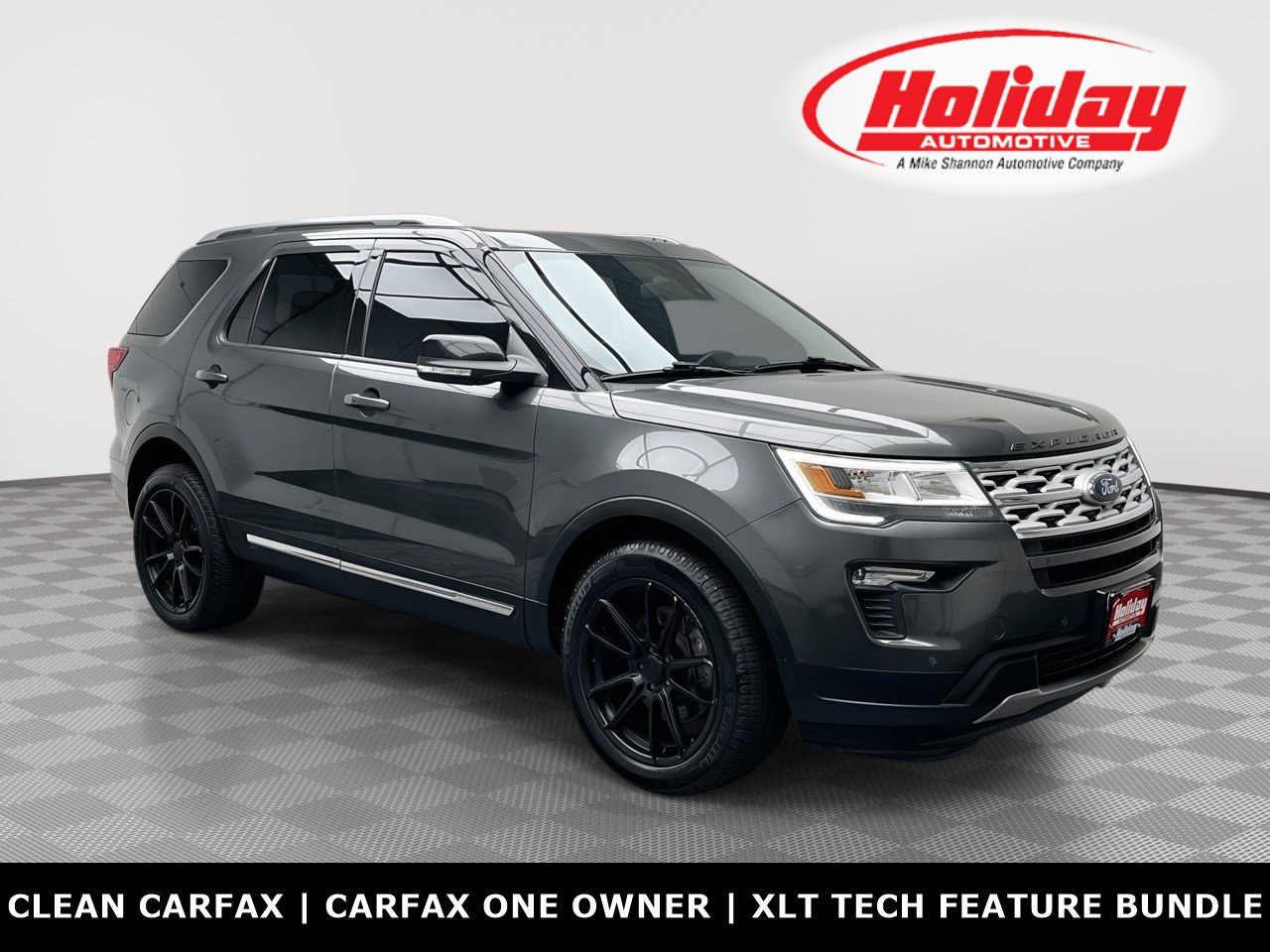 Used 2018 Ford Explorer XLT w/ Equipment Group 202A AWD/4WD image 1