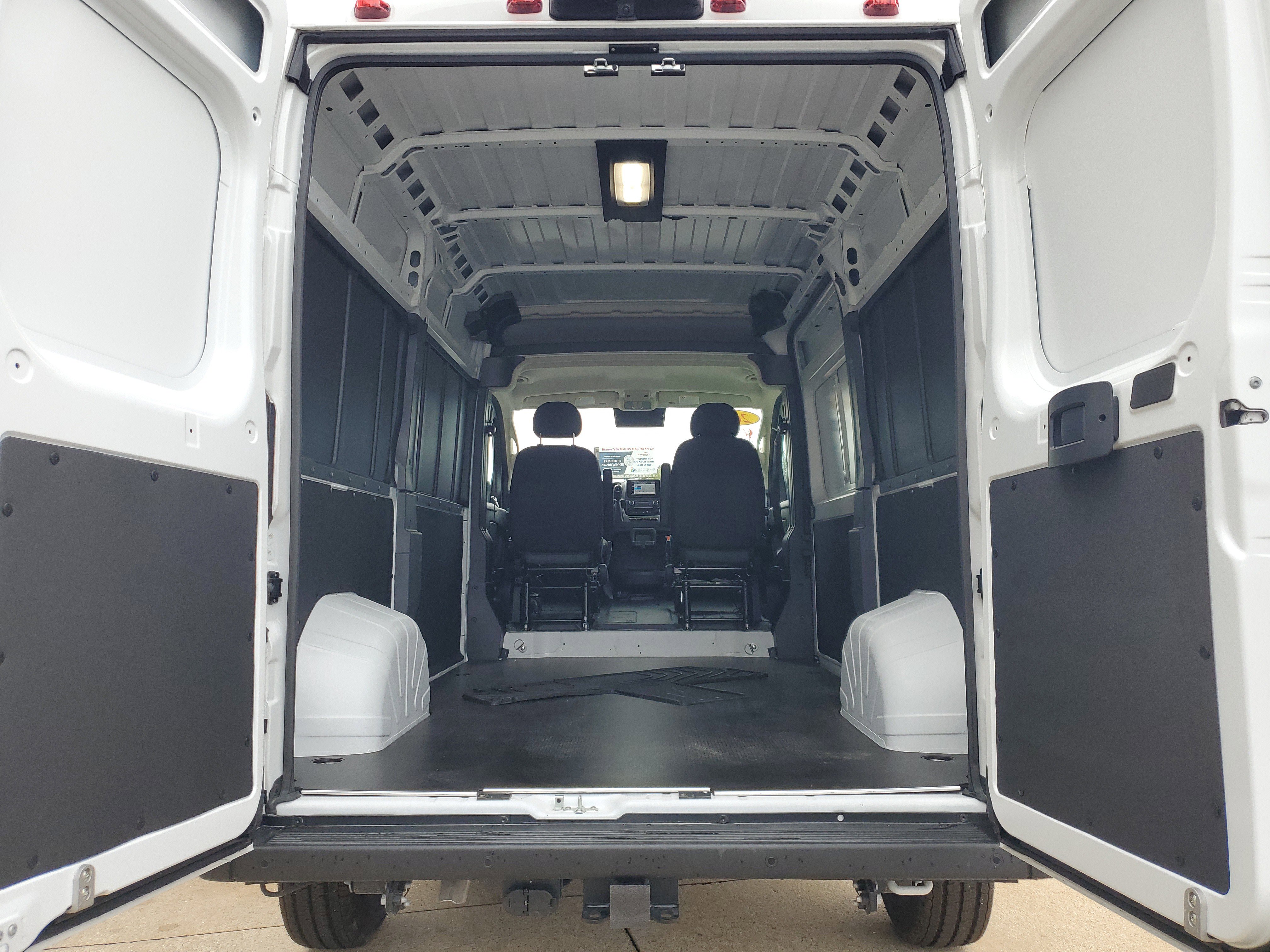 Used 2025 RAM ProMaster 1500 w/ Cold Weather Group image 22