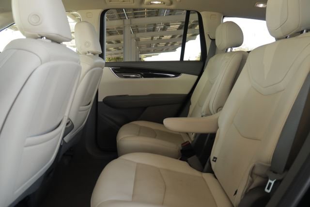 Used 2021 Cadillac XT6 Premium Luxury w/ LPO, Floor Liner Package image 29