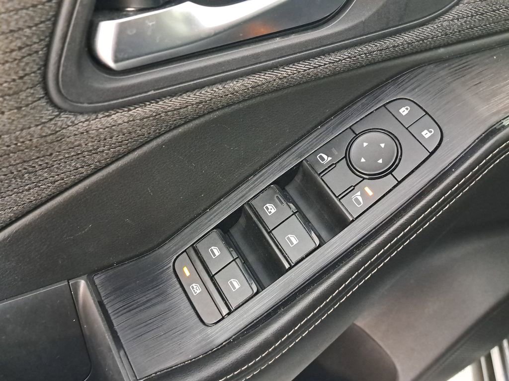 Used 2022 Nissan Rogue SV image 14