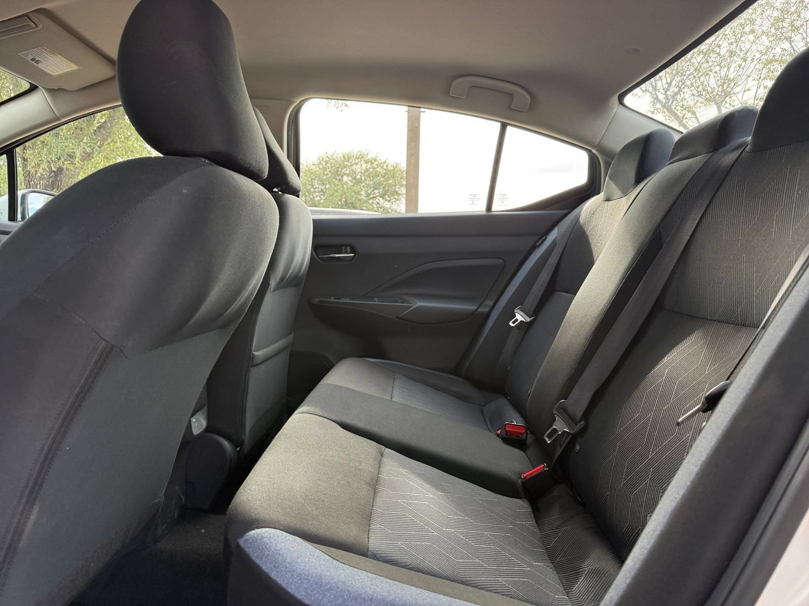 Used 2025 Nissan Versa SV FWD image 21