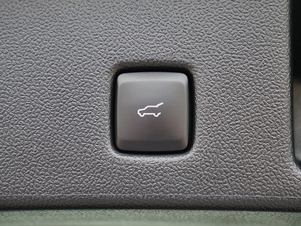 Used 2024 Ford Escape ST-Line w/ Tech Pack #1 AWD/4WD image 50