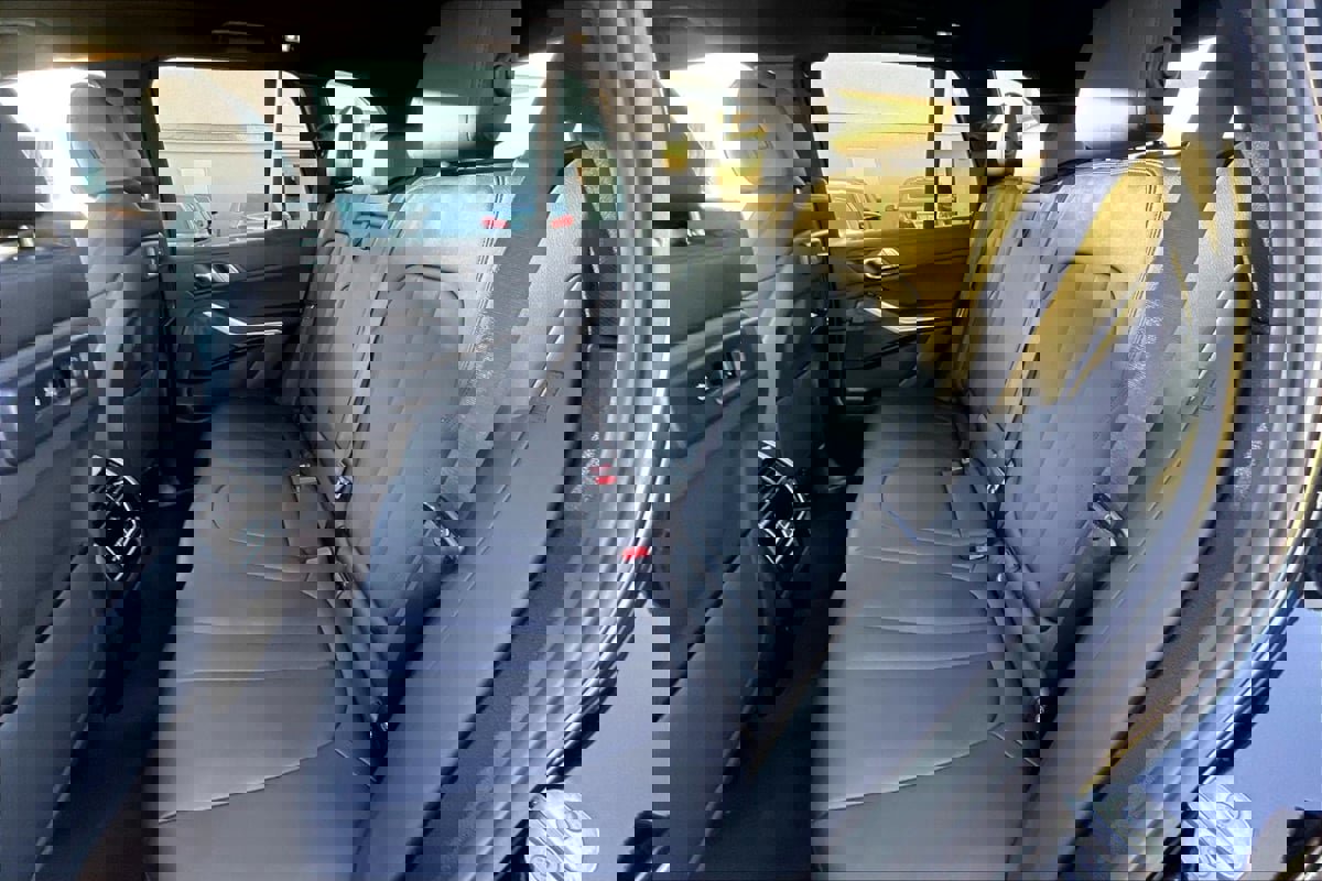 Used 2022 BMW X5 xDrive40i w/ Premium Package image 23