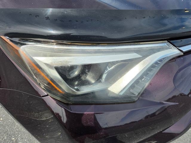 Used 2016 Toyota RAV4 Limited AWD/4WD image 17
