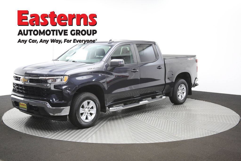 Used 2022 Chevrolet Silverado 1500 LT w/ Convenience Package II AWD/4WD image 56