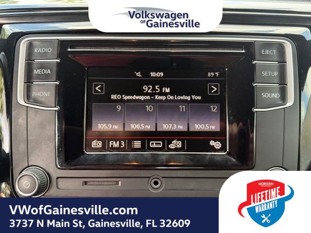 Used 2019 Volkswagen Beetle 2.0T S FWD image 23