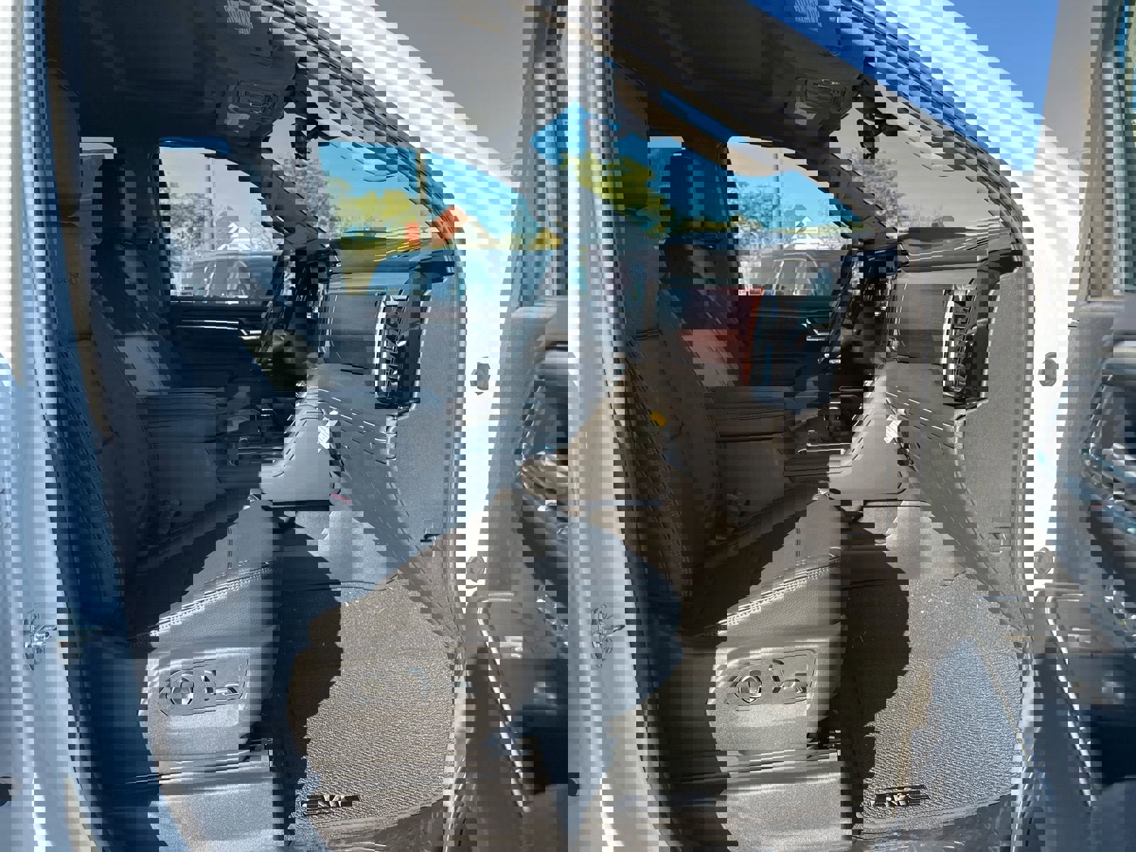 New 2026 GMC Sierra 1500 Denali w/ Technology Package image 23