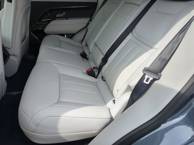 New 2026 Land Rover Range Rover Sport SE AWD/4WD image 15