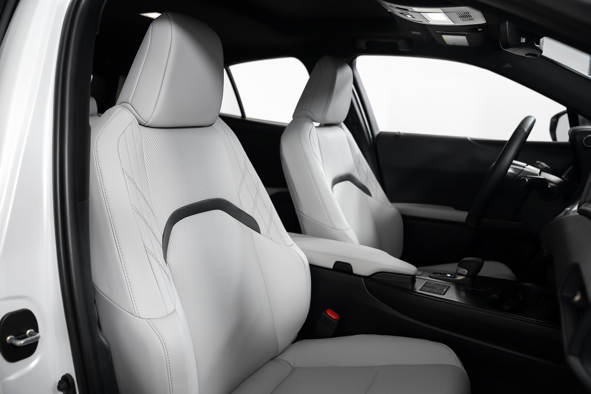 Used 2025 Lexus UX 300h AWD w/ Accessory Package (Z1) image 24