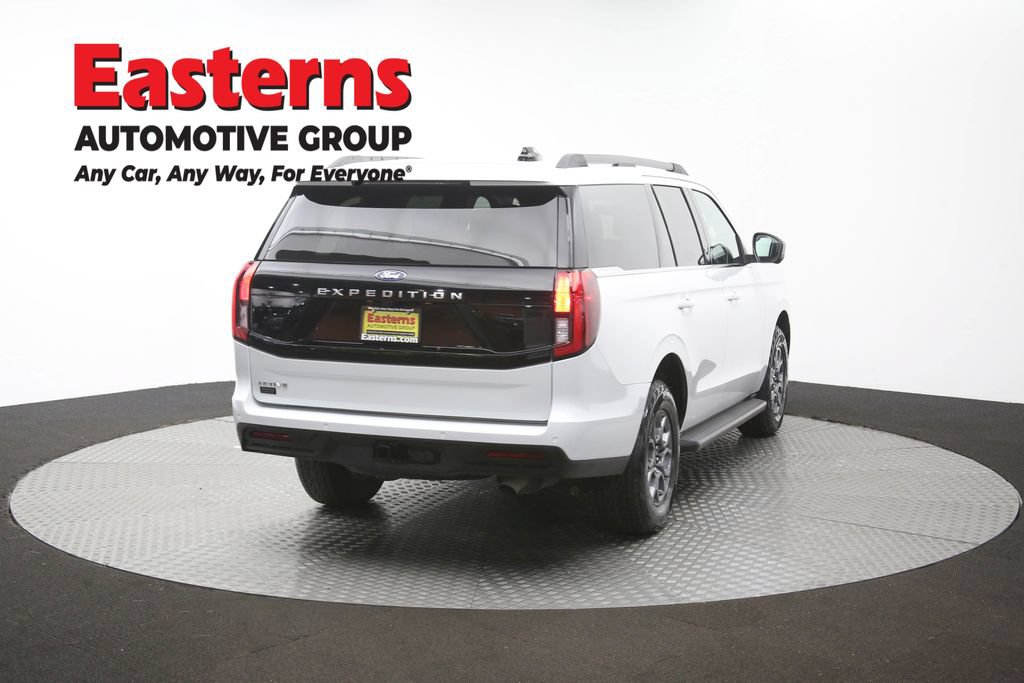 Used 2025 Ford Expedition Active AWD/4WD image 39