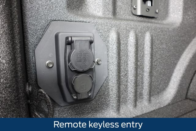 New 2026 Ford F350 Lariat w/ Black Appearance Package image 30