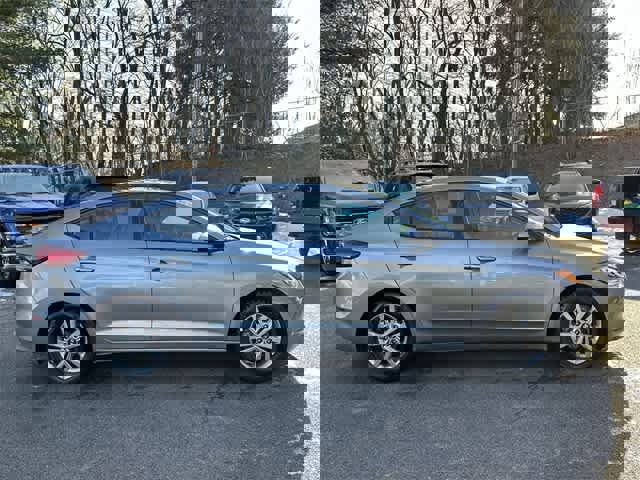 Used 2018 Hyundai Elantra Value Edition w/ Cargo Package image 3