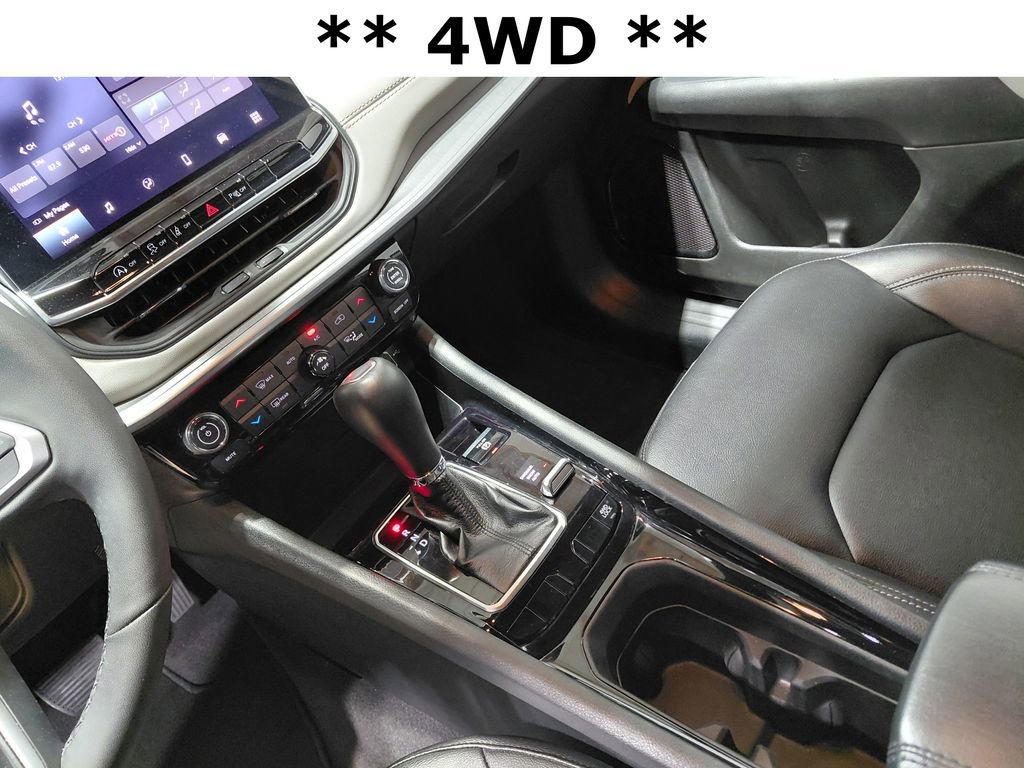 Used 2025 Jeep Compass Limited AWD/4WD image 5