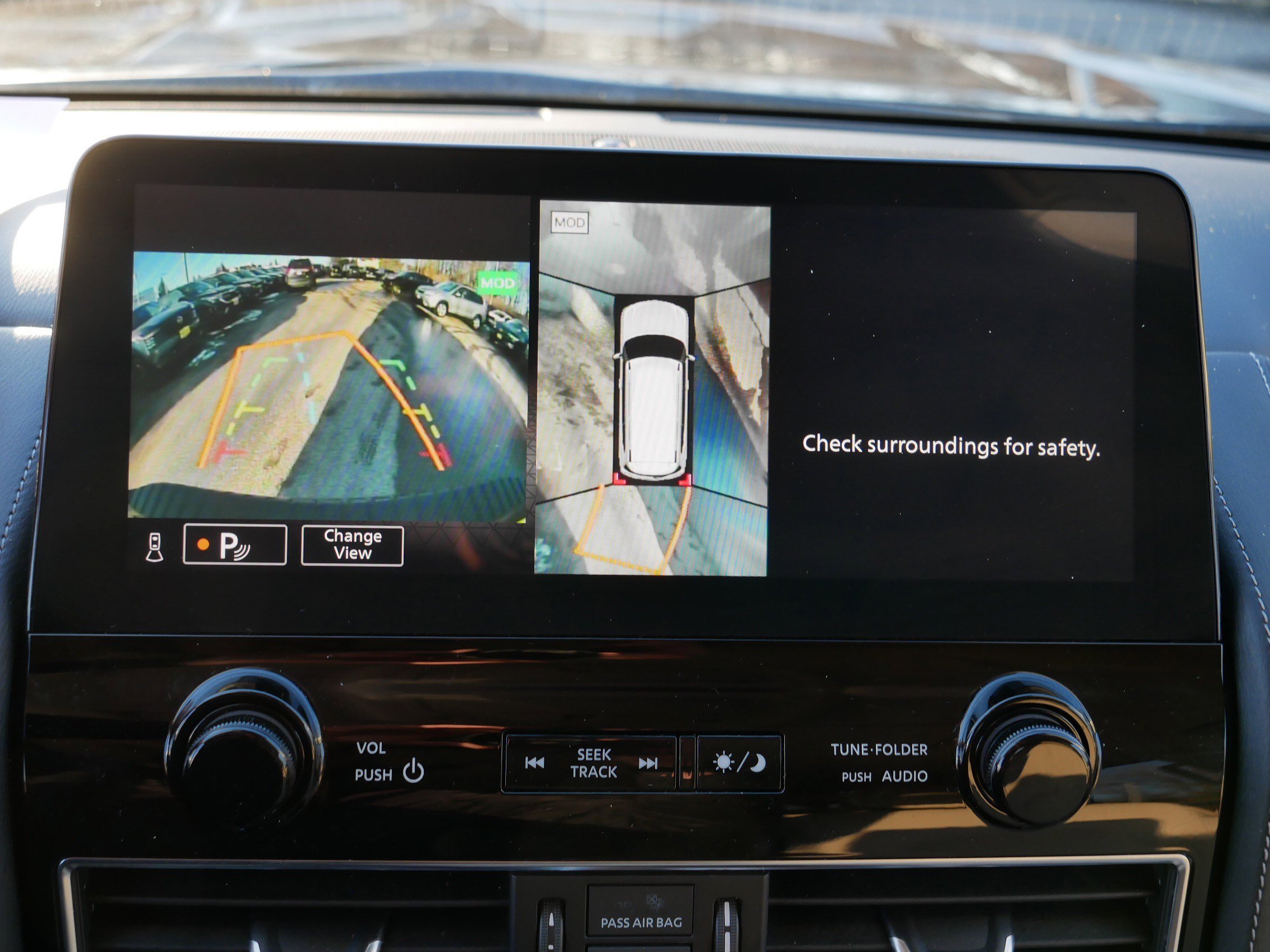 Certified 2023 Nissan Armada SL w/ Captain's Chairs Package image 27