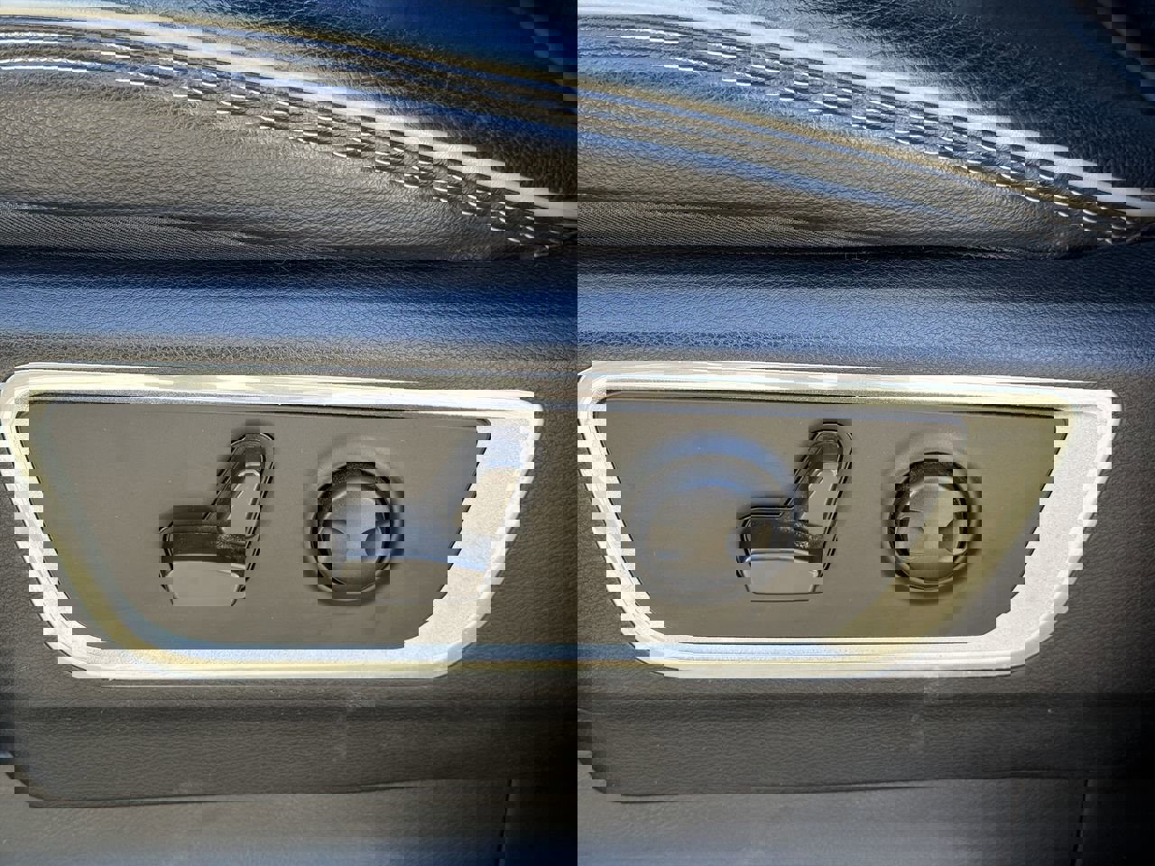 Used 2022 RAM 1500 Laramie image 12