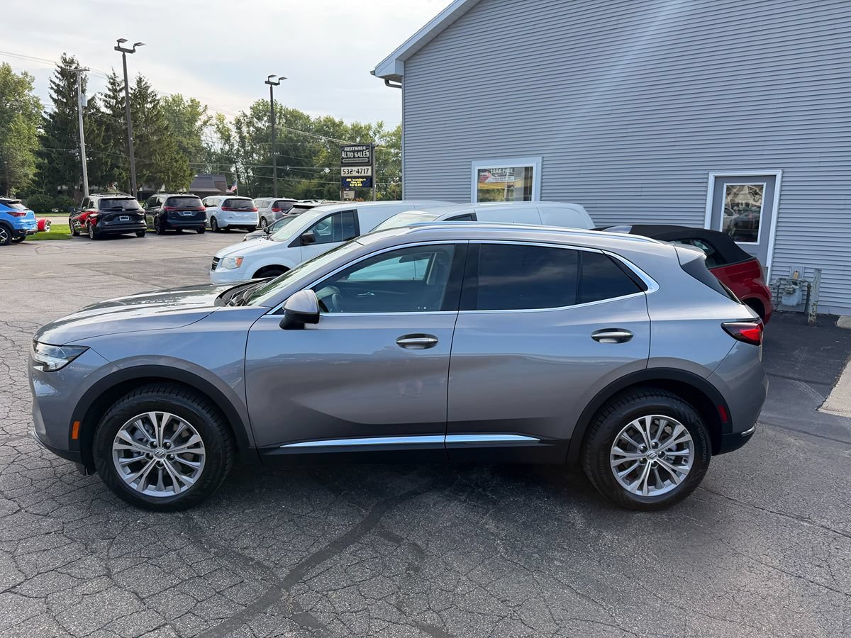 Used 2022 Buick Envision Preferred w/ Safety Package FWD image 2