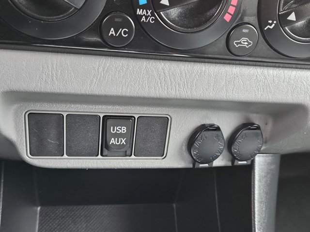 Used 2012 Toyota Tacoma PreRunner w/ SR5 Pkg RWD image 23