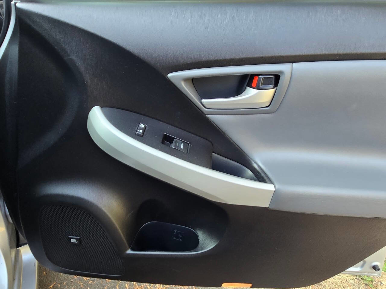 Used 2012 Toyota Prius Four w/ Deluxe Solar Roof Pkg image 25