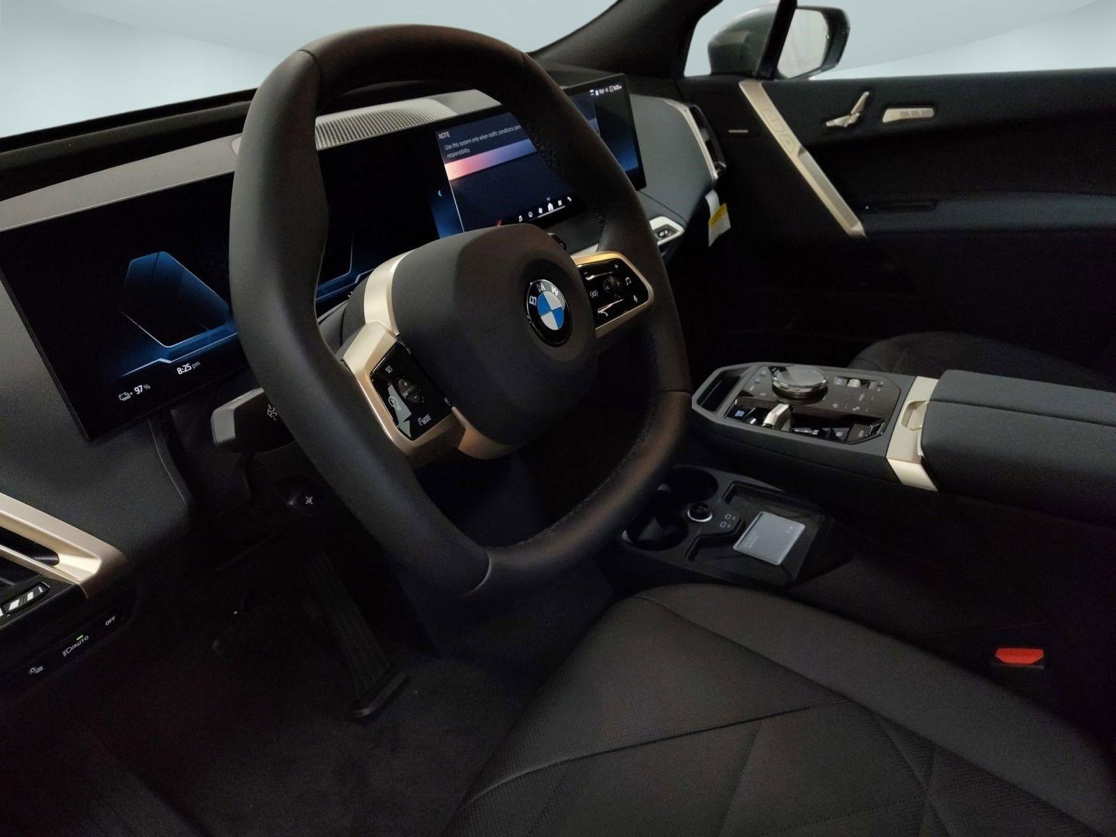 New 2026 BMW iX xDrive45 image 4