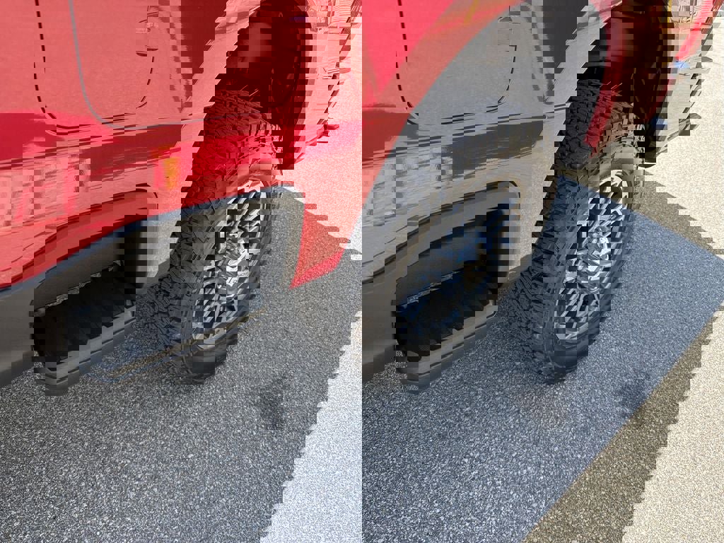 Used 2024 Ford F250 Limited w/ FX4 Off-Road Package image 14