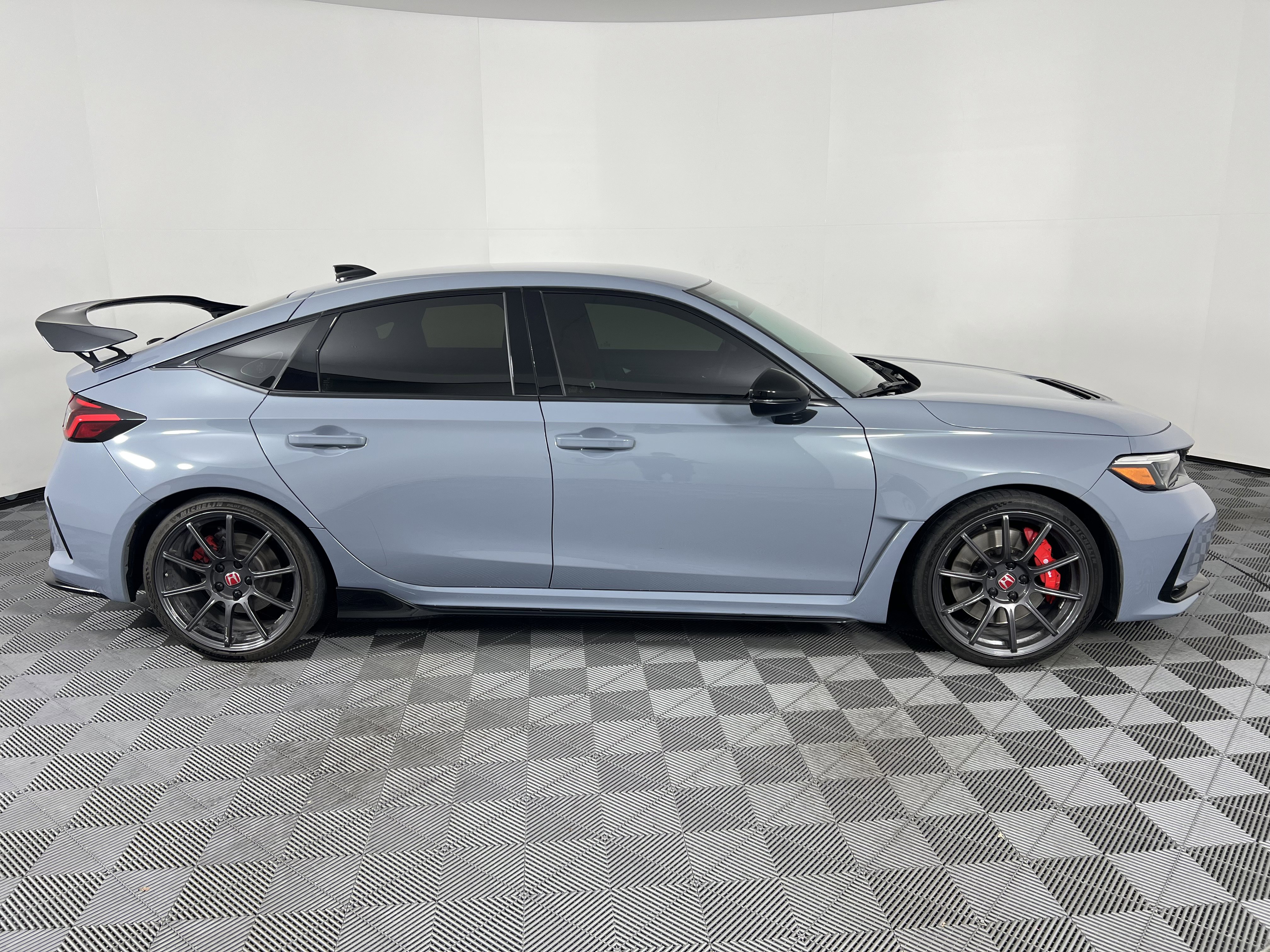 Used 2023 Honda Civic Type R image 14