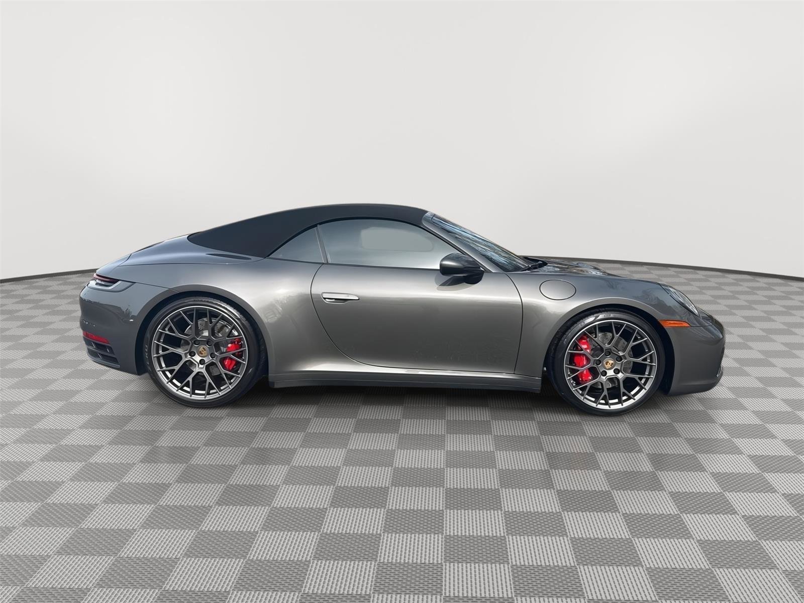 Used 2020 Porsche 911 Carrera S image 4