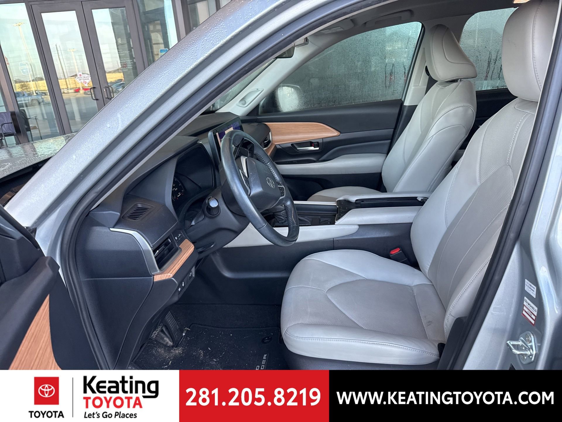 Used 2024 Toyota Grand Highlander Limited image 14