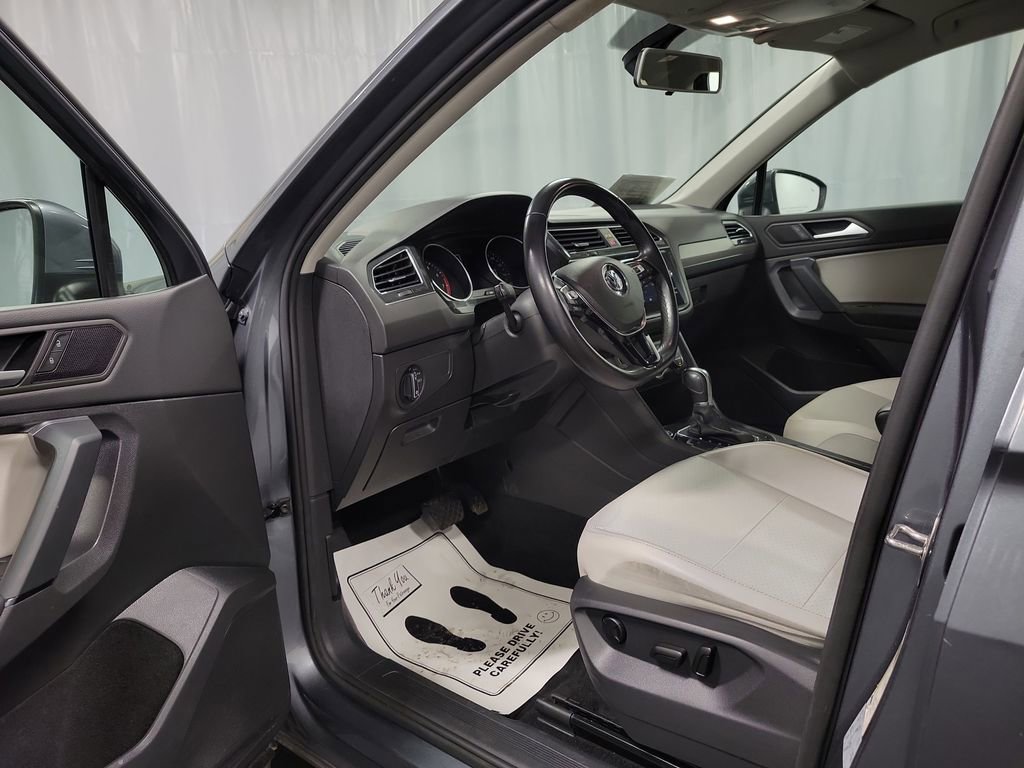 Used 2019 Volkswagen Tiguan SE image 13