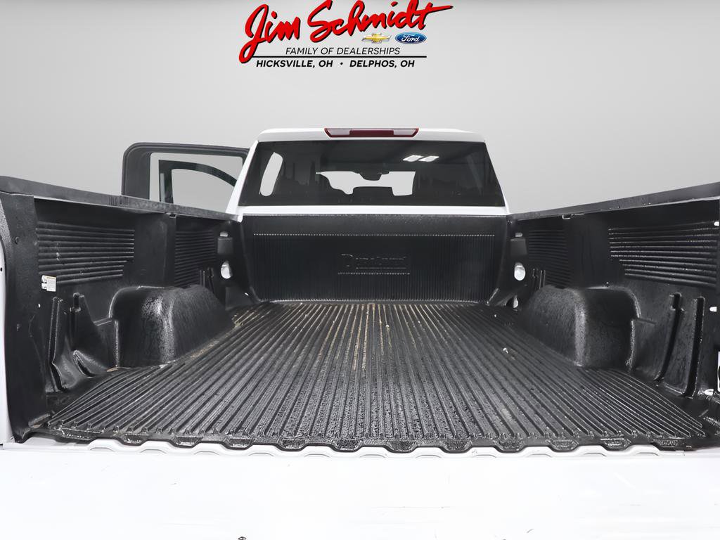 Used 2025 Chevrolet Silverado 2500 LT w/ Convenience Package image 34