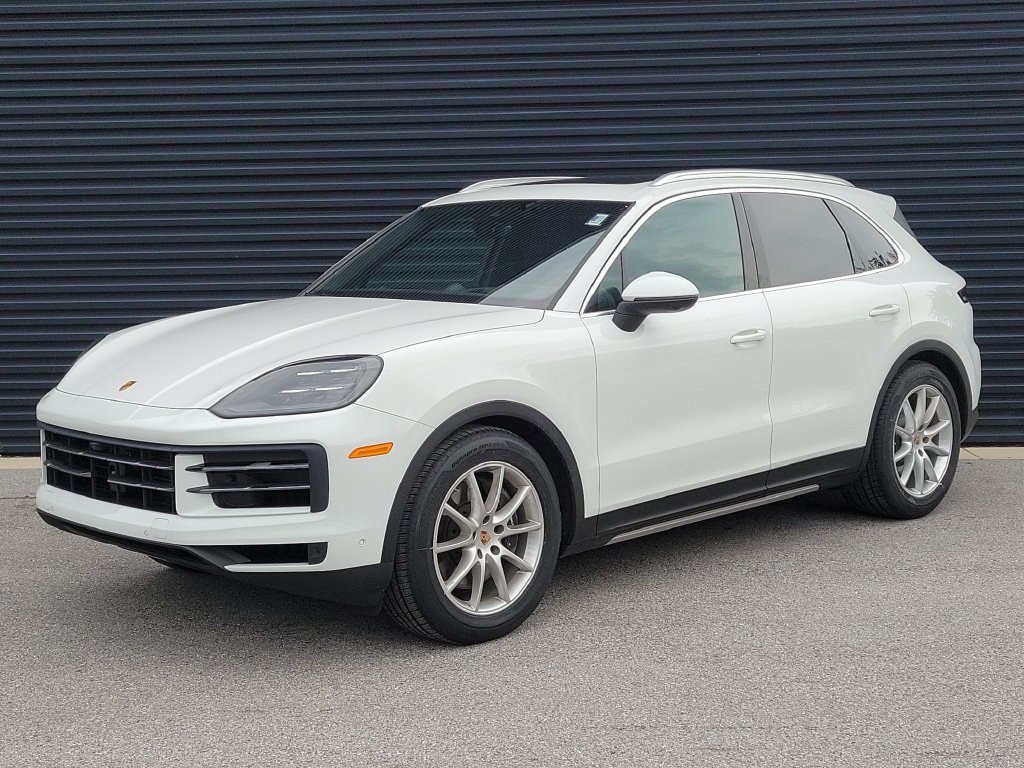 Certified 2026 Porsche Cayenne AWD/4WD image 1