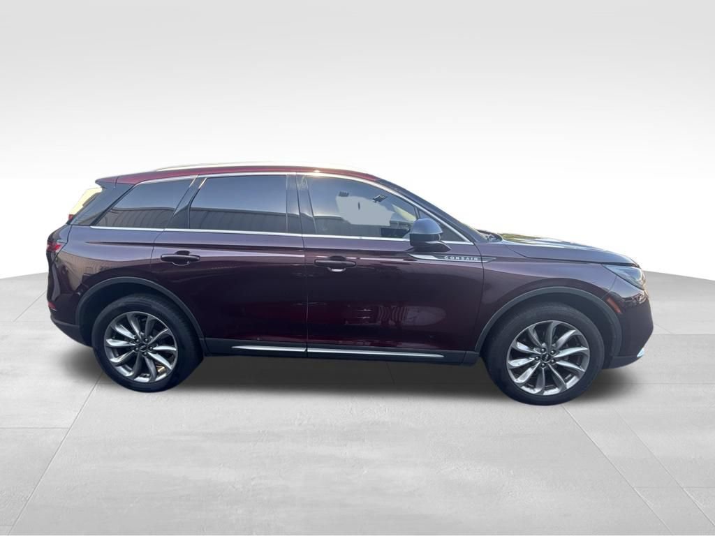 Used 2021 Lincoln Corsair AWD w/ Premium Package image 8