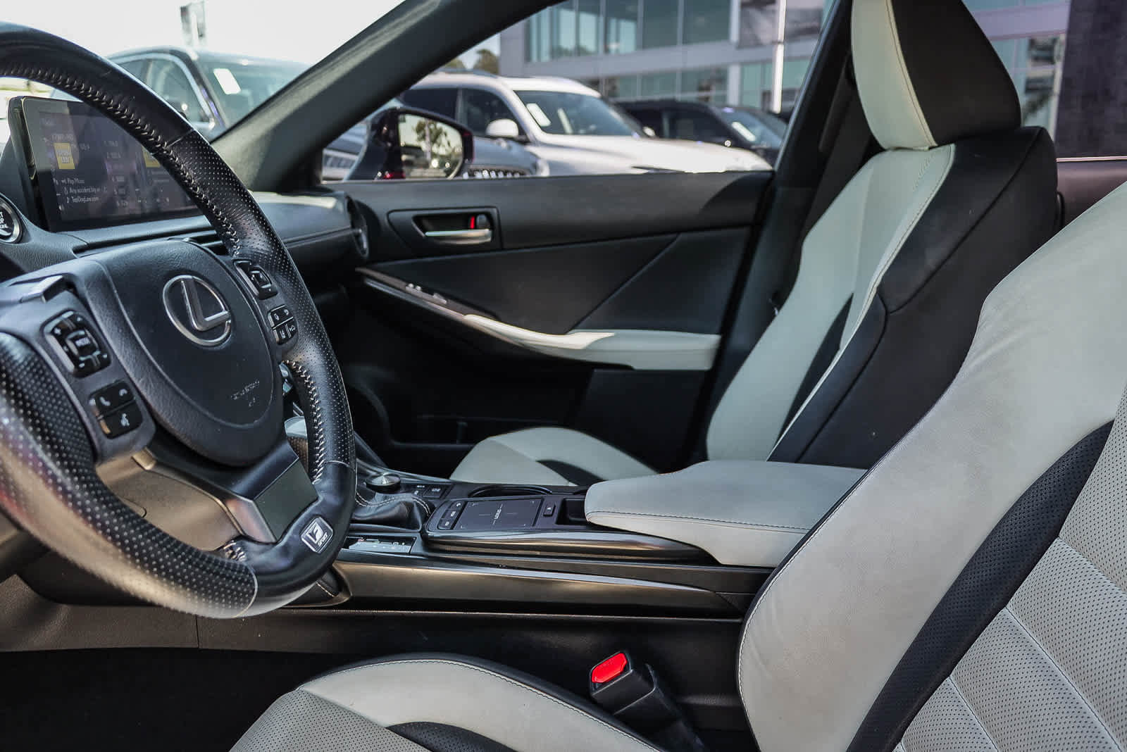 Used 2023 Lexus IS 350 F Sport w/ Navigation Package RWD image 17
