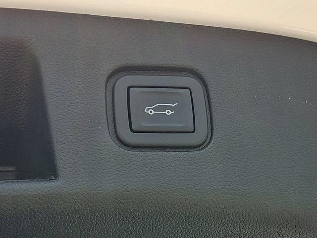 Used 2024 Chevrolet Blazer EV RS AWD/4WD image 31
