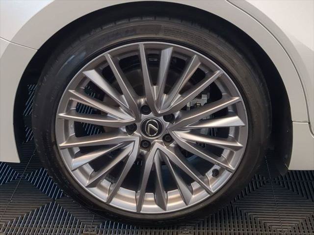 Certified 2024 Lexus IS 300 w/ Premium Package RWD image 7