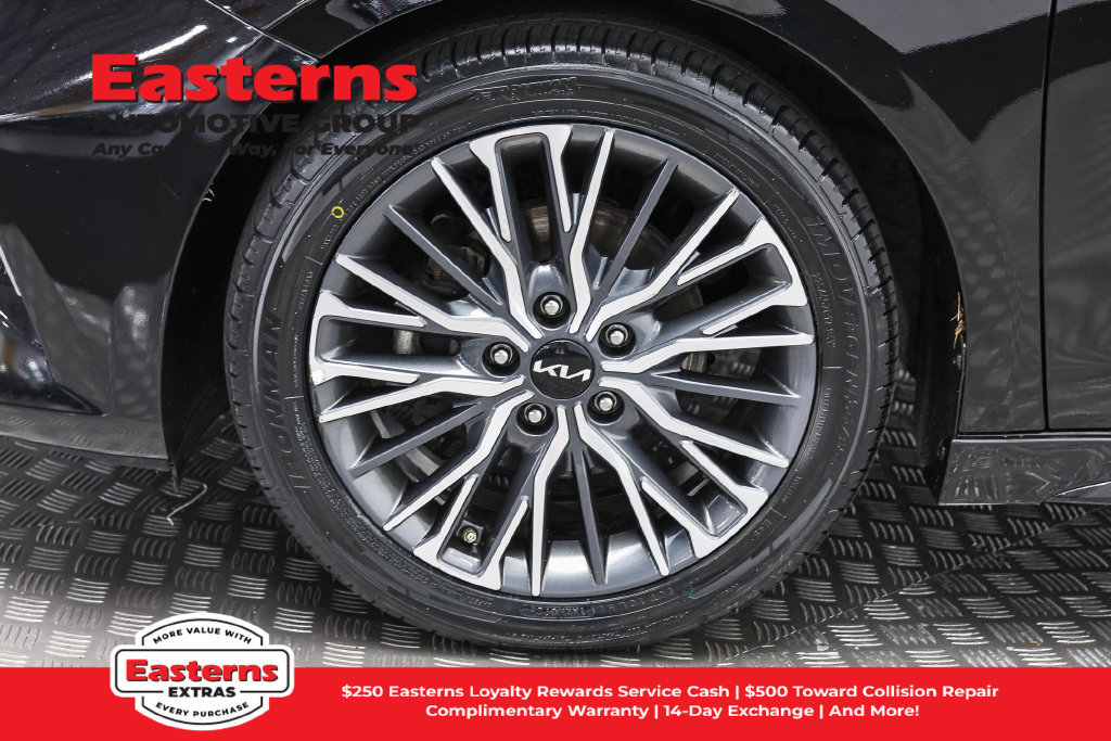 Used 2023 Kia Forte GT-Line w/ GT-Line Premium Package FWD image 34