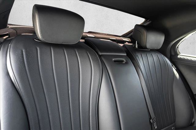 Used 2022 Mercedes-Benz S 500 4MATIC w/ AMG Line Package image 25