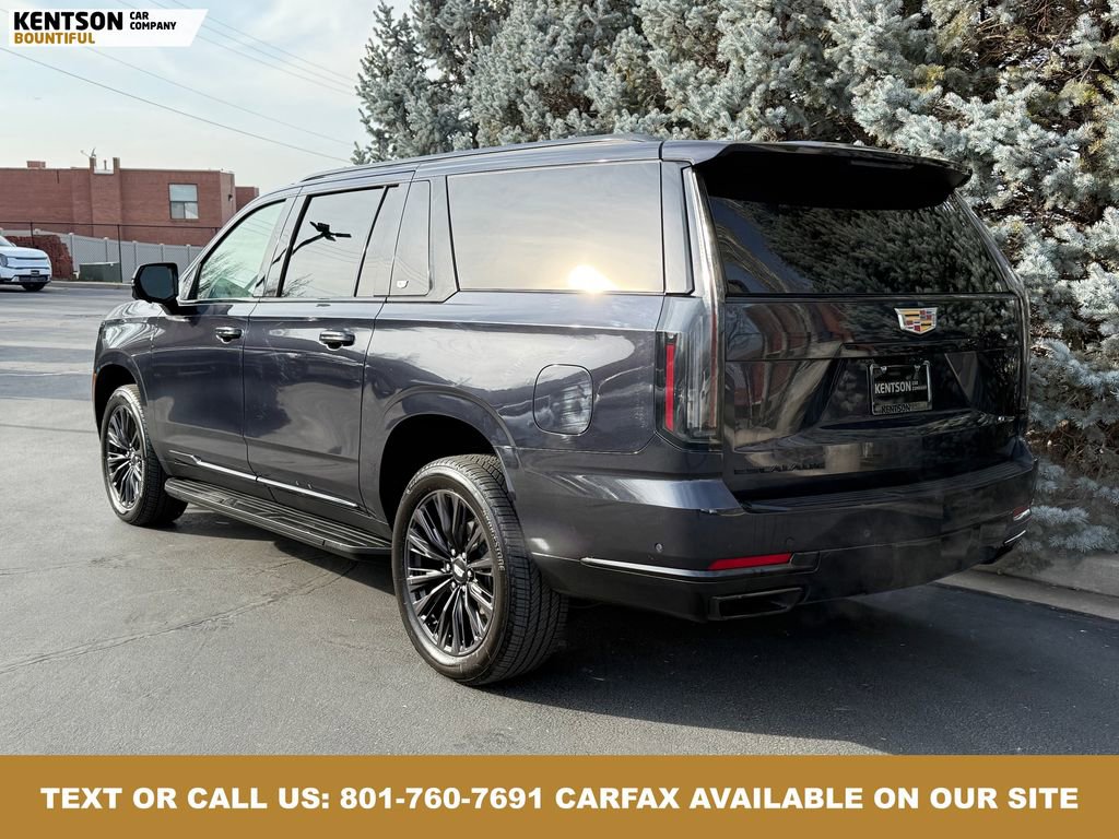 Used 2025 Cadillac Escalade ESV Sport w/ LPO, ONYX Package image 6