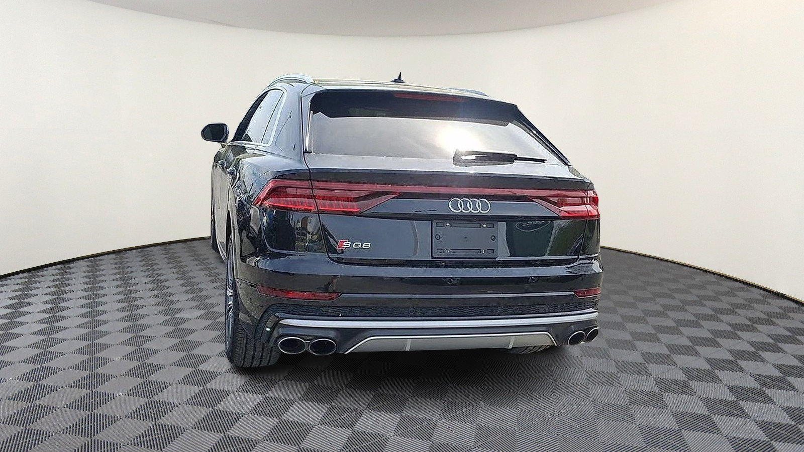 Used 2023 Audi SQ8 Prestige AWD/4WD image 7