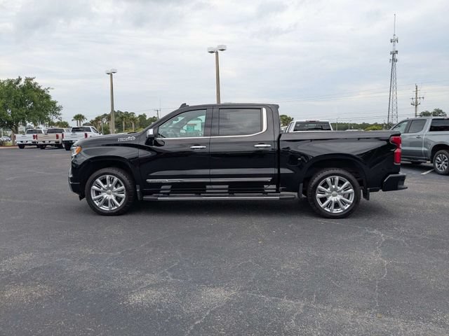 Used 2024 Chevrolet Silverado 1500 High Country w/ High Country Premium Package AWD/4WD image 6