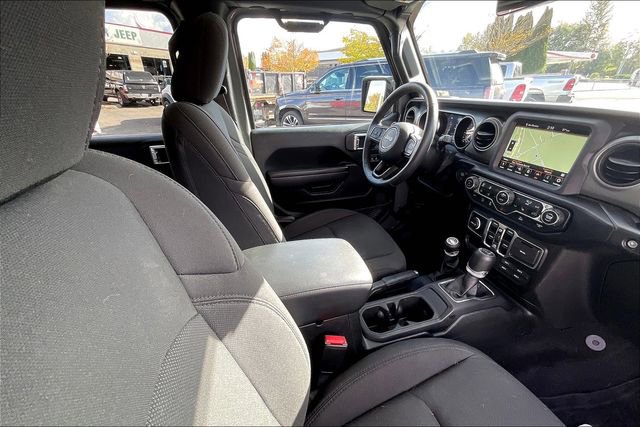 Used 2022 Jeep Wrangler Unlimited Sport image 27