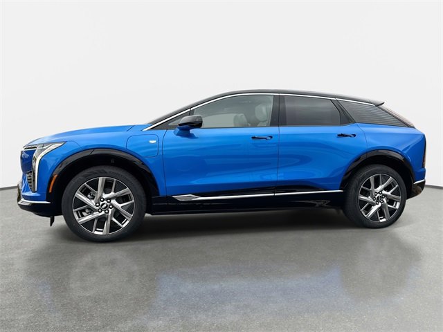 New 2026 Cadillac Optiq Luxury 1 image 3